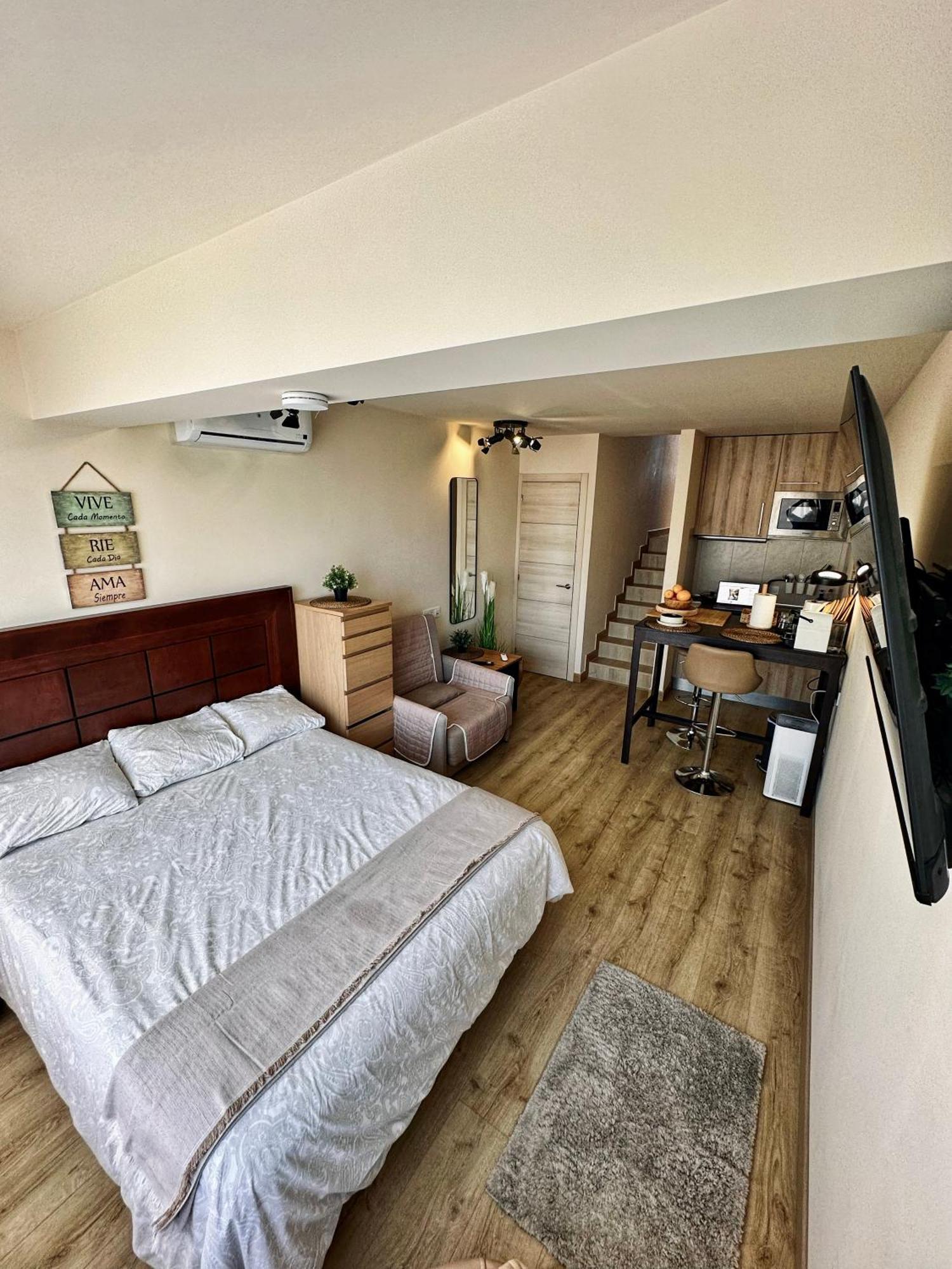 Lovely New Studio 77 Estepona Eksteriør billede